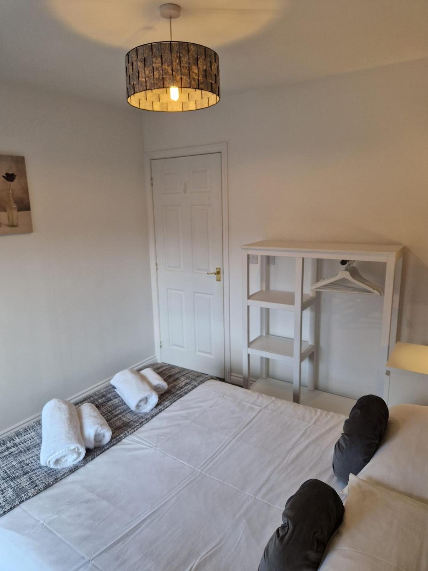 Hereford - Mayflower Coach House, Modern 2 Bedroom Property With Parking, Located South Of Hereford City, Suitable For Small Family, Couple Or Contractors - Sleeps Up To 5 Guests - Hosted By Rentmyhouse Exteriör bild